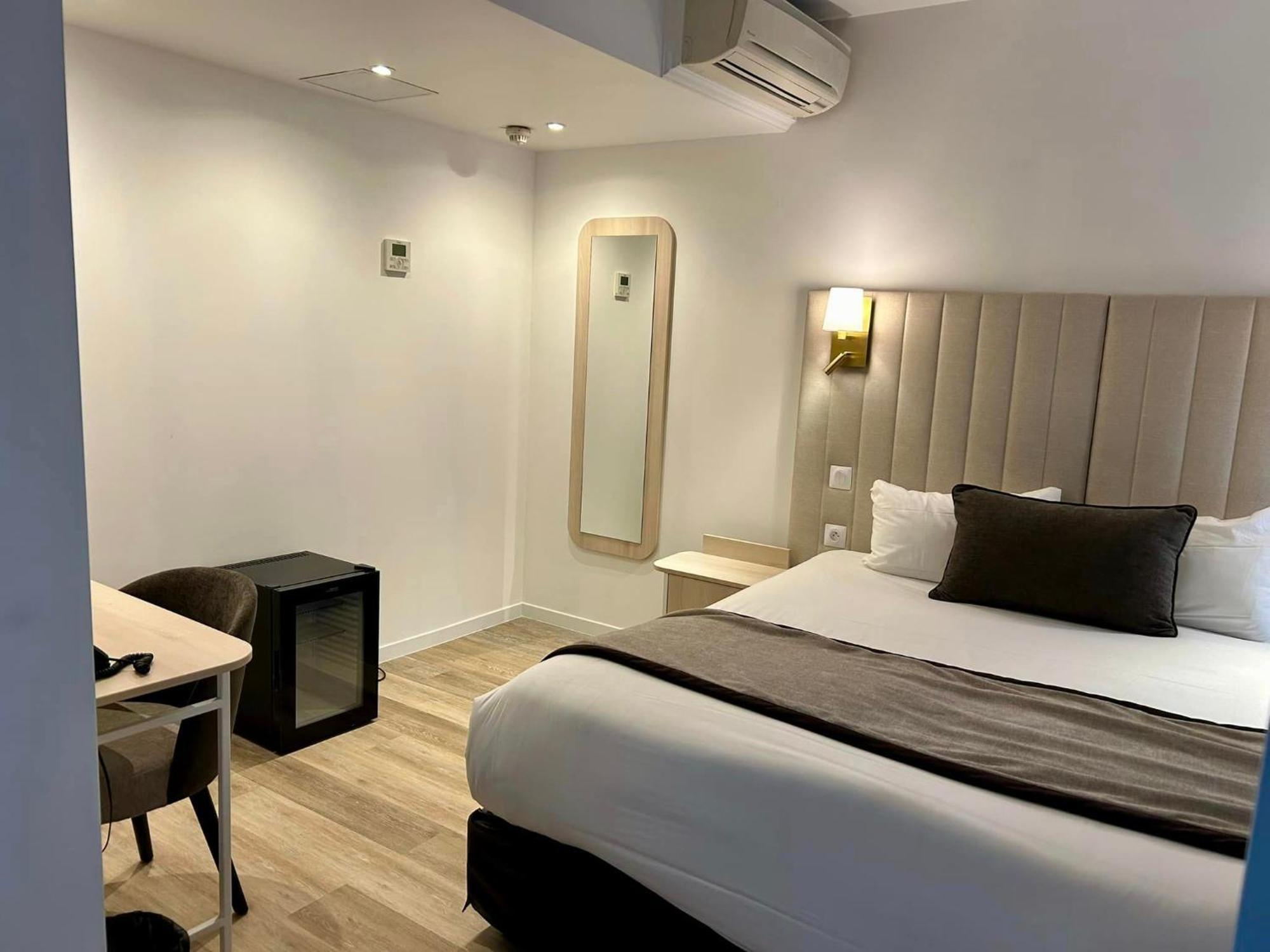 Hotel Derby Eiffel Παρίσι Δωμάτιο φωτογραφία